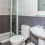 Lara Villa Lachi